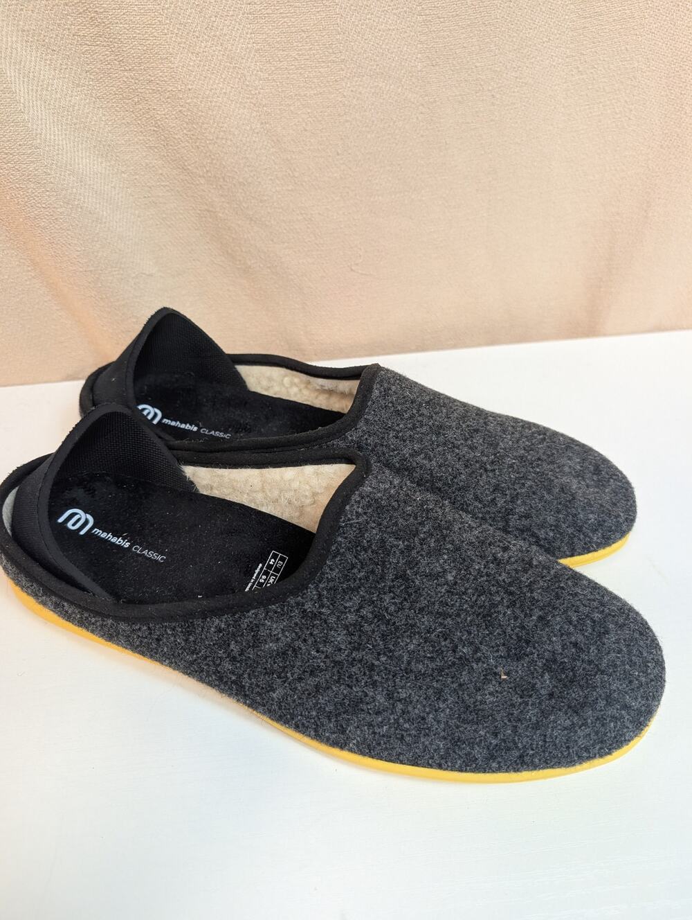 Mahabis Classic Slippers Men's Size 10.5 Dark Gray Non-Slip Slippers (1178)